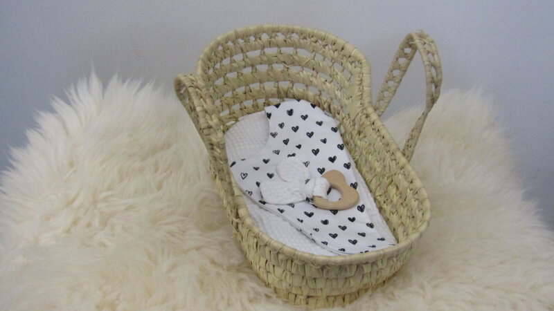 Mandje - Rotan - 30cm - Wit met zwart hartje
