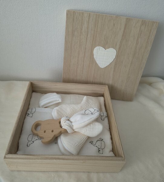 Neokistje wit hydrofiel olifant