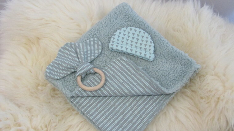 Mozesmand - Rotan - 60cm - Groen