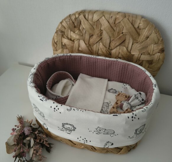 Mandje - Rotan met deksel - 30cm - Diertjes cr&egrave;me met mauve 