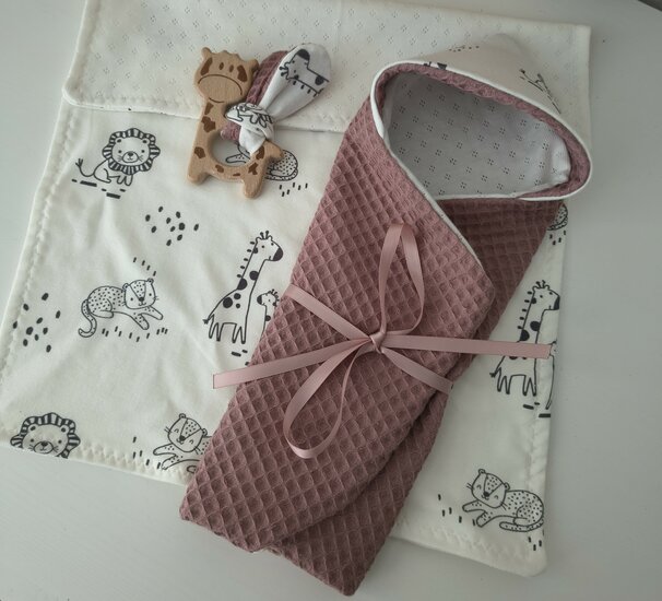 Mandje - Rotan met deksel - 30cm - Diertjes cr&egrave;me met mauve 