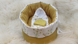 Mandje Stof klein Oker Geel met Kamille bloem